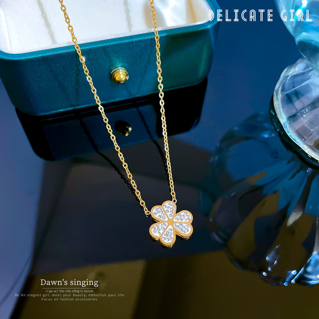 Seolvia 18K도금 플라워 펜던트 목걸이 여성목걸이 데일리 우아한 포인트 주얼리 선물 추천 WLY-03