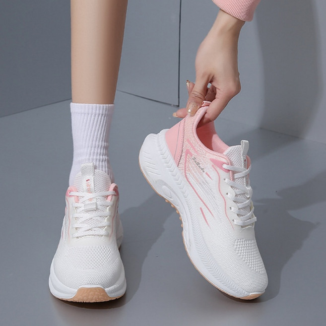 CHENZE 운동화 런닝화 키높이운동화 발편한운동화 여성운동화 가벼운 데일리 스니커즈