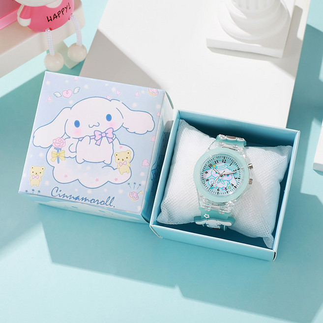 시나모롤 시계 산리오 손목시계 마이멜로디 쿠로미 폼폼푸린