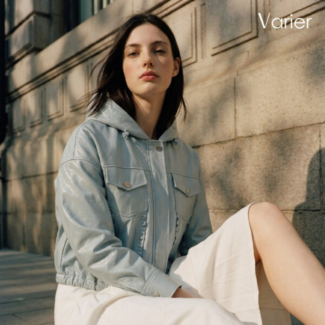 [베리에] [런칭가:89 900원]26SS 올리비아 SYNTHETIC레더 프릴 후드 자켓