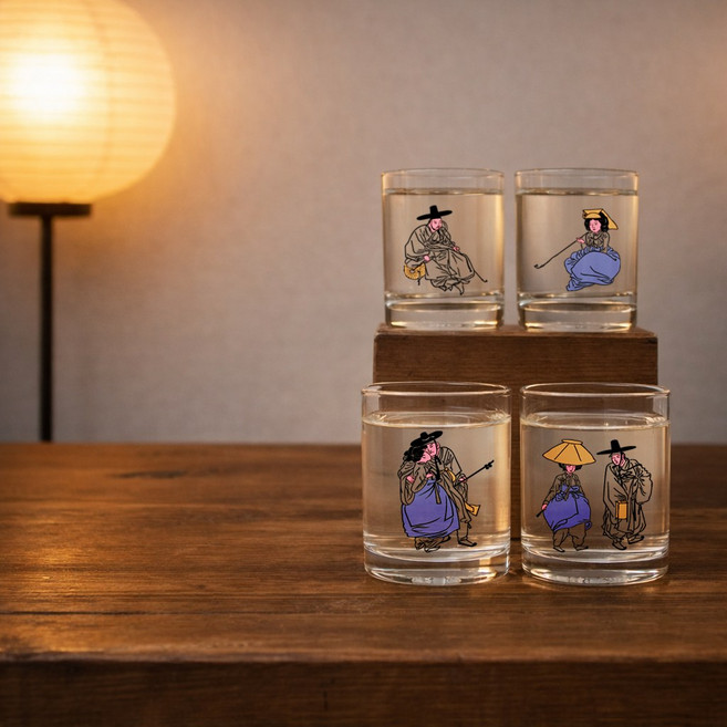 신윤복 변색 소주잔 4p세트 집들이 선물 세트, 1세트, 신윤복 변색소주잔 4p