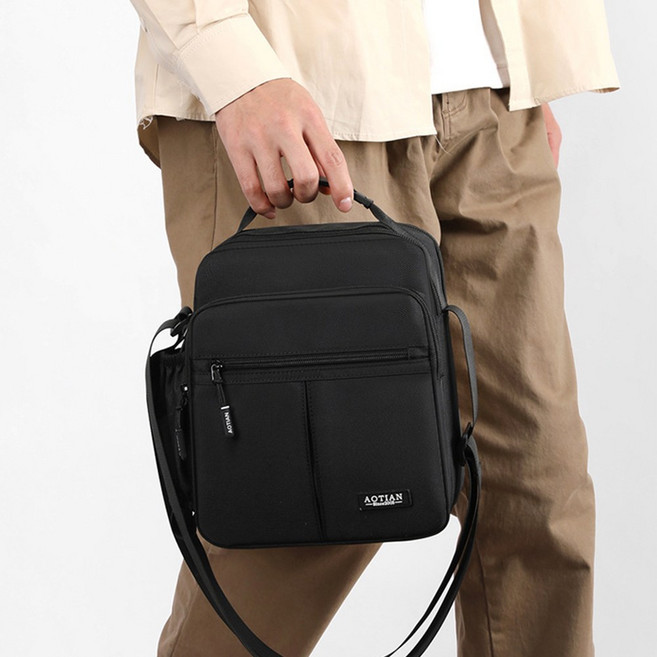남자 고급 나일론 크로스백 여행 운동 등산 캐쥬얼 데일리 가방 메신저백 가벼운