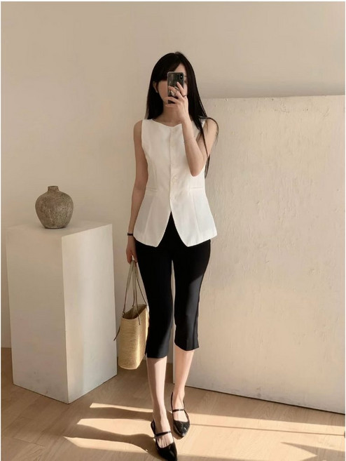 VENUSY 漢南小姐 正韓 高智感排扣亞麻西裝背心