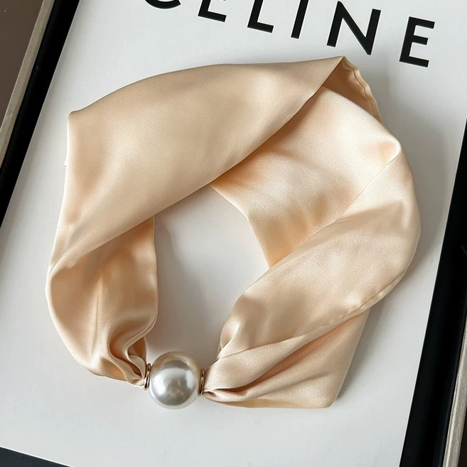 새틴 실크 진주볼 자석 스카프 SH1804RE