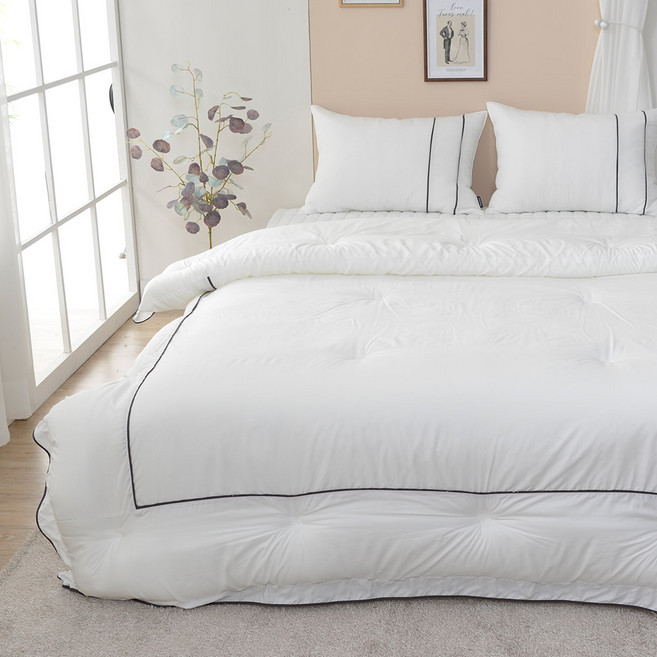 [이불+패드+베개커버+베개솜] 호텔식 마이크로 모달 사계절 봄가을 겨울 차렵 이불 2인용 먼지없는 호텔 킹사이즈 침구 4종셋트