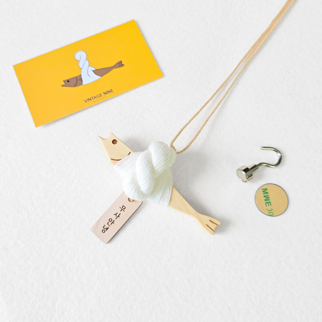 [빈티지나인]원목 NEW미니액막이명태 북어 룸미러형, 1. 메이플[무사안녕]