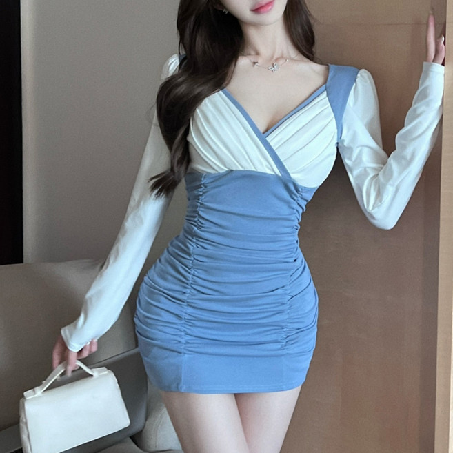 글램디브 라모른 배색 브이넥 미니원피스 AH1385