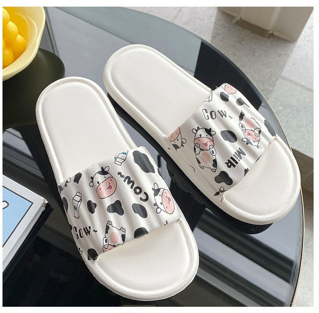 땅콩 캐릭터 젖소 슬리퍼