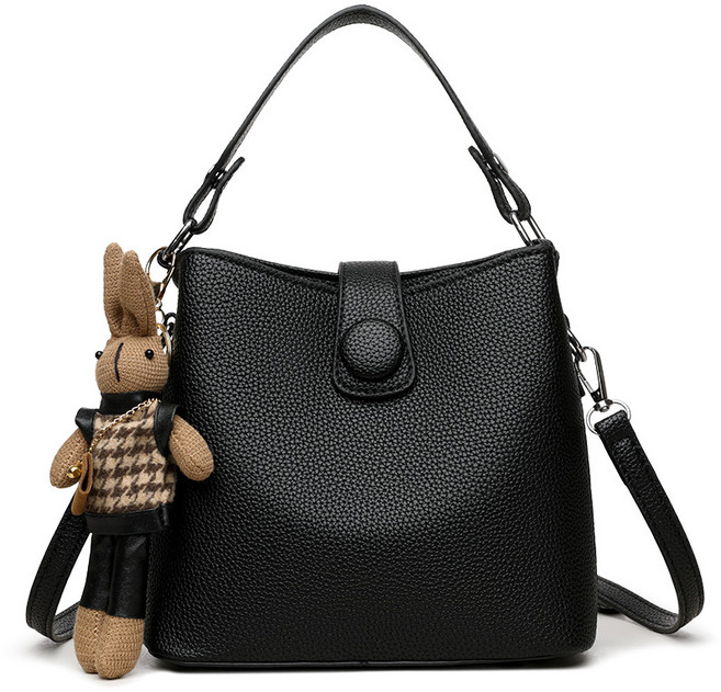 리치모리 클래식 콩단추 토트 크로스백