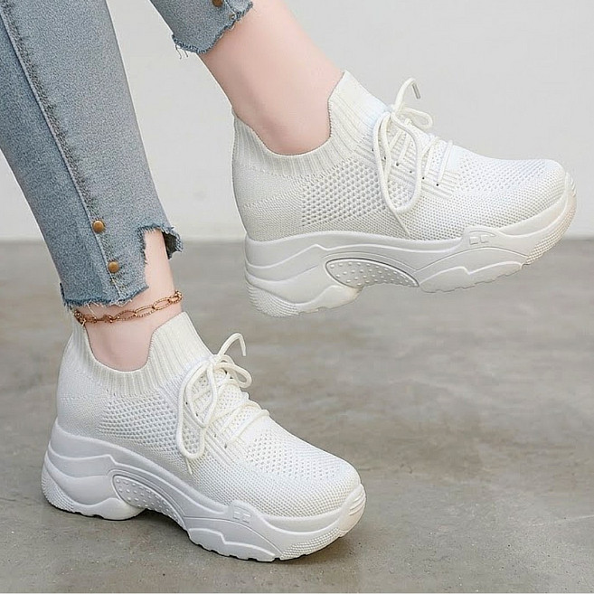 루미솔 메쉬 통기성 발편한 키높이 운동화 7.5cm 스니커즈 통굽