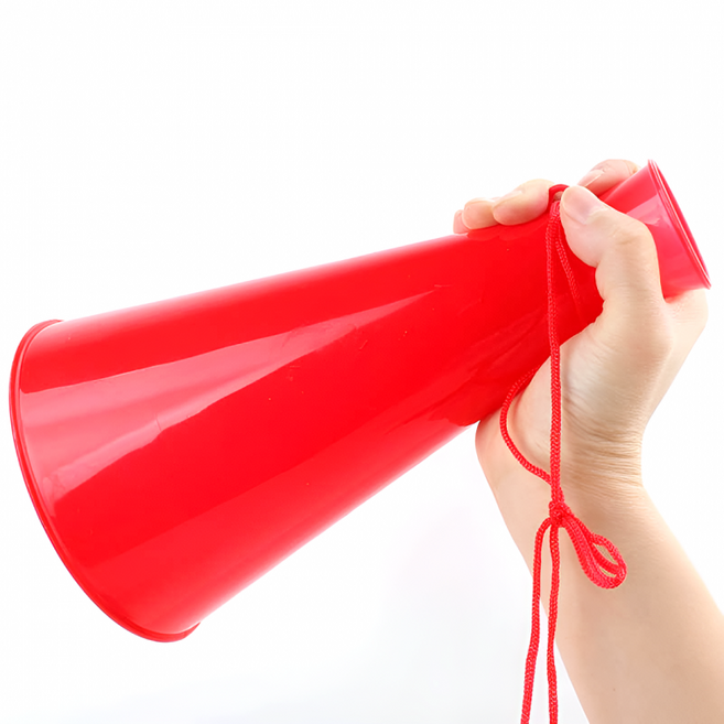 고깔 플라스틱확성기 메가폰 랜덤색상 단체행동 파업 응원용품 야구장 축구장 운동 응원 행사