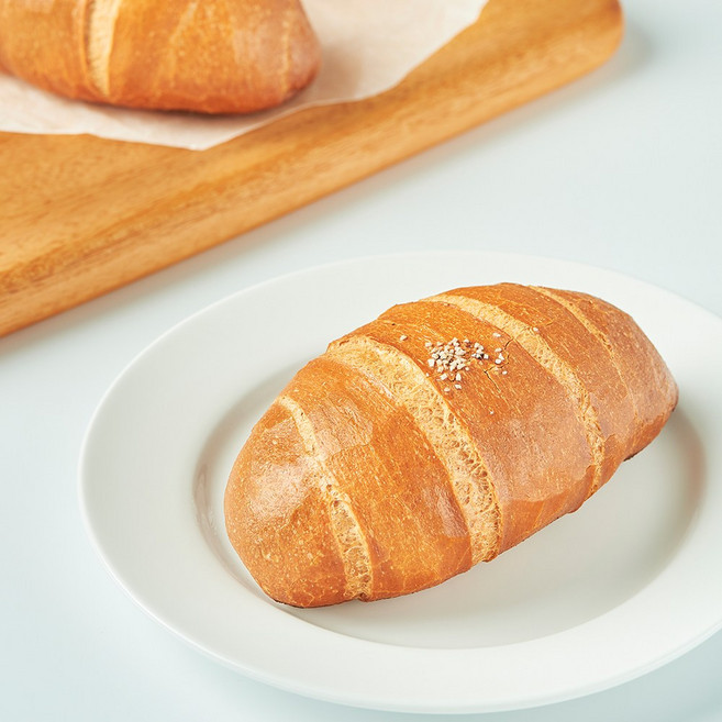 아끼니 버터 소금빵 베이커리 냉동 빵 수제 아침빵, 65g, 2개