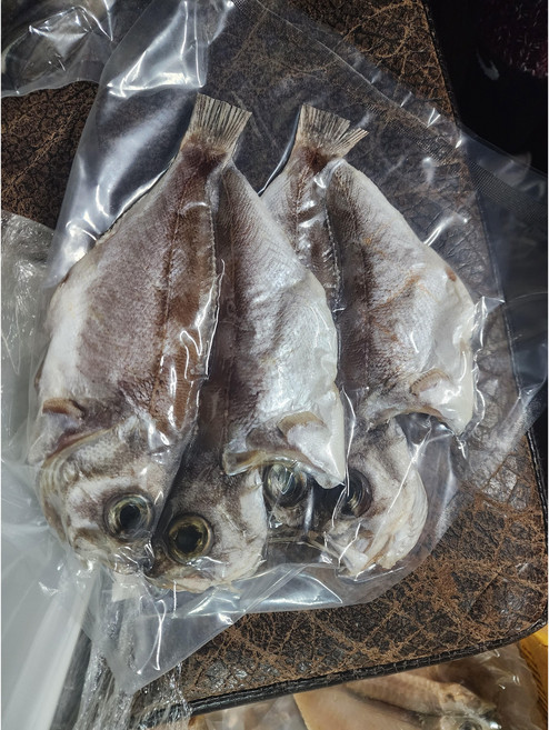완도 자연산 반건조 열기 중형(25-30cm)1미 소형(20-25cm)2미 대형(30-33cm)1미 불볼락, 1개, 대형(30-33cm)