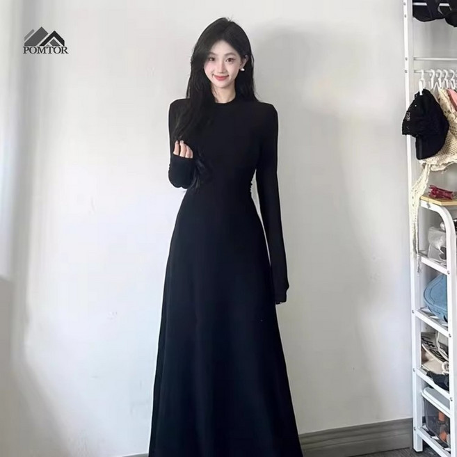 POMTOR 여성 블랙 슬림핏 롱원피스 하이넥 긴팔 플레어 드레스