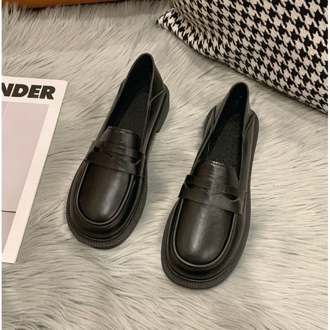 SIAN YU ITALY 英倫復古金扣樂福鞋 低跟厚底設計 素面款式