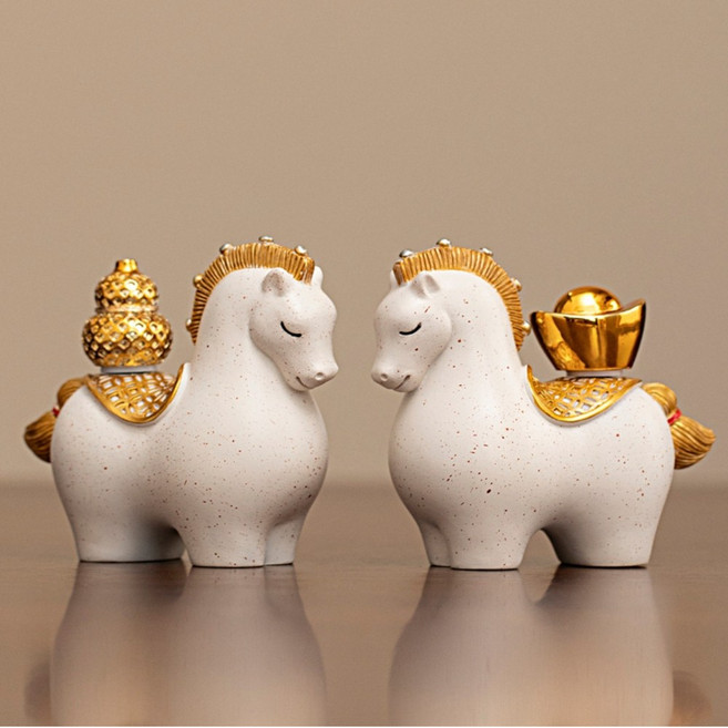 제이제이프렌 풍수 인테리어 황금 말 장식품 2종 세트 재물운 현관 거실 소품 선물박스포함, 화이트 골드