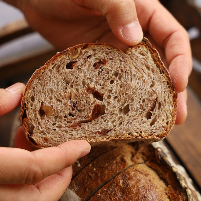 호두크랜베리 통밀호밀 저염 고단백질 높은 식이섬유 깜빠뉴 무설탕 360g 노버터 슈거프리 비건빵, 350g, 1개