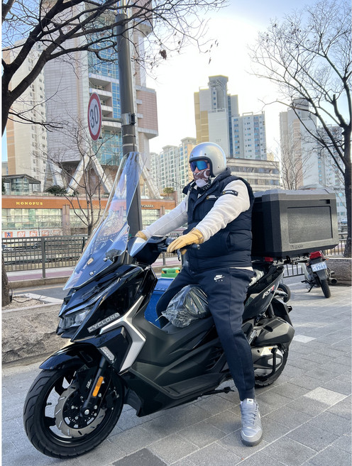실속형 선택1. 블랙 사이클론 26년식 알티원 RT1 PCX125 UHR125 NMAX형 배달오토바이 출퇴근 오토바이