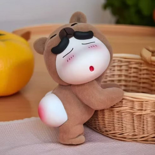 FATTYS 플러시 짱구 곰돌이 코스튬 미니 피규어-차량용/사무실 데코 액세서리 12CM, 1개, S1009