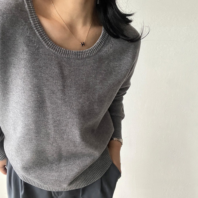 네모엔룩 딥라운드홀가 여성용 홀가먼트 무봉제 울혼방 베이직핏 긴소매 라운드 U넥 니트