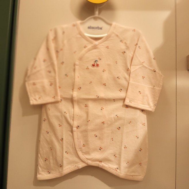 [압소바] 이월핫세일 @여름초가을용 ~임신출산필수템 귀엽고 깜찍한 신생아 선물해보세요 땀흡수좋고 통기성 좋은 @가든 배내가운 AYA10112 2001아울렛 분당점