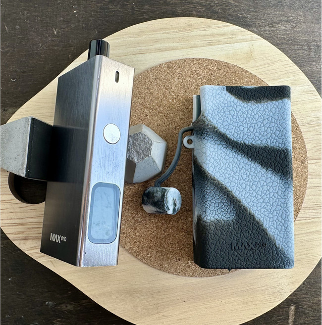 레더크레프트 유웰 발라리안맥스프로 전용 실리콘케이스 위생캡덮개 포함, 1개, 블랙화이트