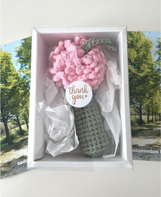 소담소담 카네이션 뜨개 립밤 키링 투명창 상자 포장