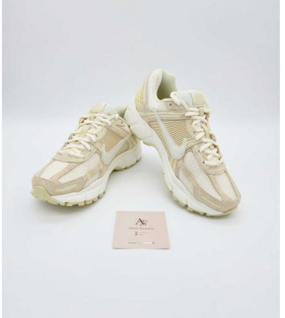 [국내] 나이키 에어 줌 보메로 5 아이보리 여성 런닝화 스니커즈 HQ0458-200