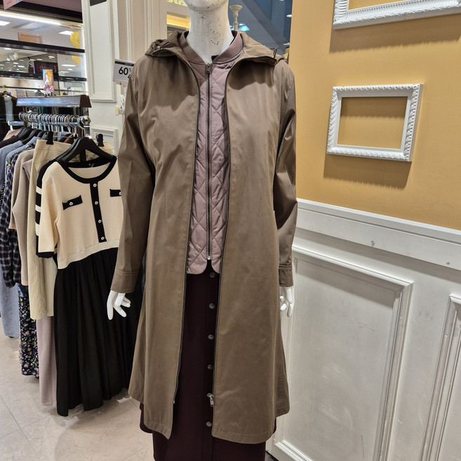 BCBG 비씨비지 겨울24 론 점퍼 B4D9R1512