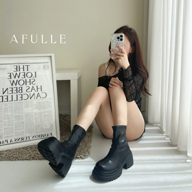 AFULLE 超貼腿彈力皮革中筒襪靴 瘦瘦靴 切爾西靴 女靴女鞋 厚底皮靴 時尚百搭