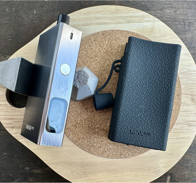 레더크레프트 유웰 발라리안맥스프로 전용 실리콘케이스 위생캡덮개 포함, 1개, 블랙