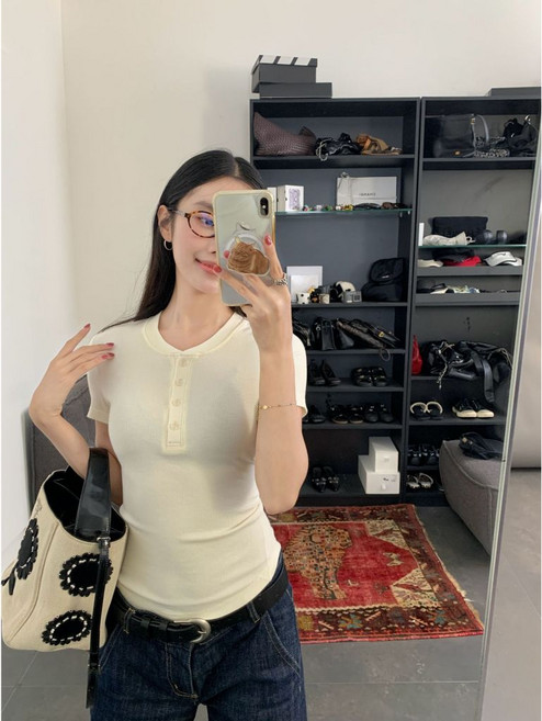 HUESTUDIOS 羊毛亨利領修身顯瘦短袖T恤 (三色可選) - 時尚百搭 舒適親膚