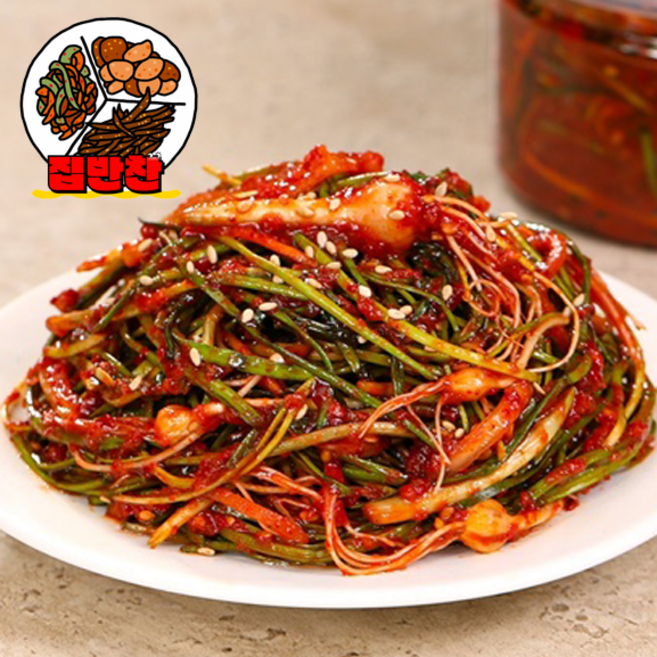 향긋한 달래 향과 부드러우면서도 아삭하게 씹히는 식감의 달래김치, 1박스, 350g