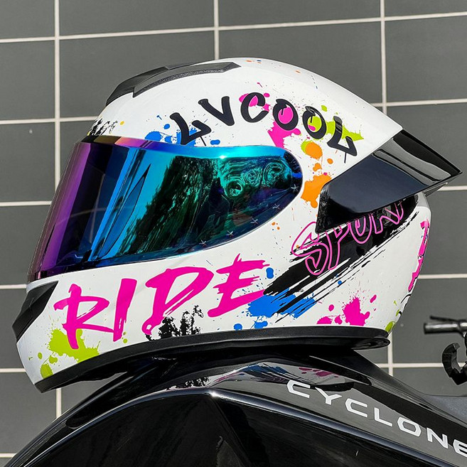 AVCOOL 摩托車全盔 男女通用 機車安全帽 個性設計 四季騎行, 1個, 【白涂鴉鍍彩】+透明M-55-56