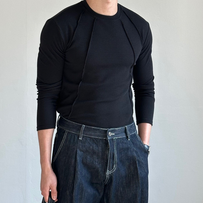 르위 프론트 절개 기능성 머슬핏 라운드 긴팔티