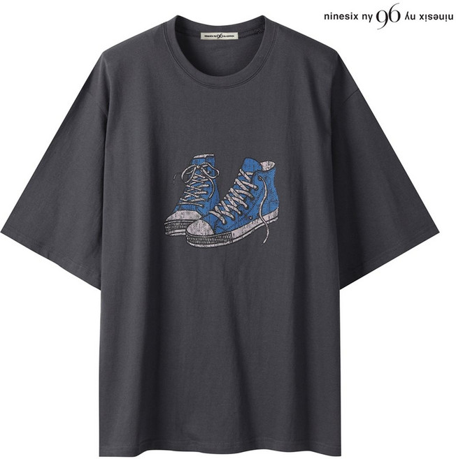 나인식스뉴욕 ninesix ny 슈즈 그래픽 루즈핏 티셔츠 NQ4TS014M0 492159