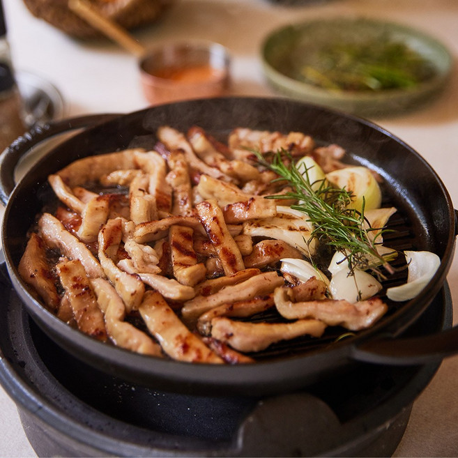 [청춘불판] 캠핑추천 초벌 납작막창 300g(막창250+소스50), 단품, 단품