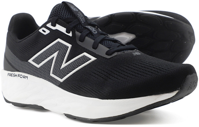 뉴발란스 New balance fresh foam 520 v9 running shoes 러닝화 운동화 블랙-실버-화이트