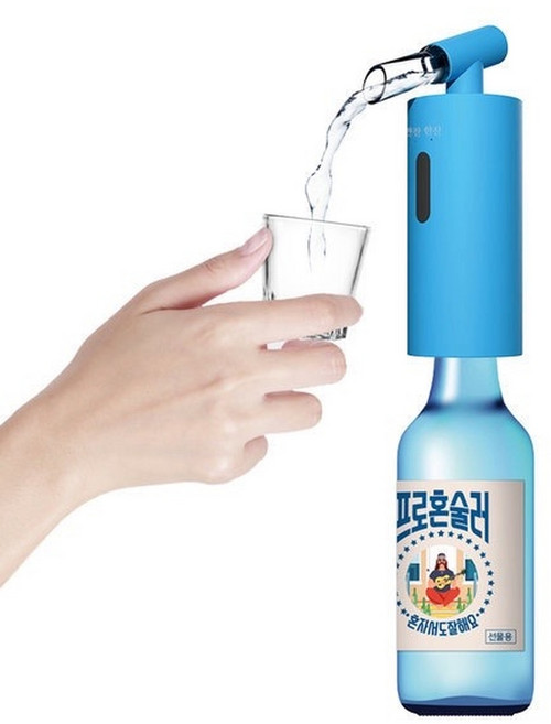 환상의짝꿍 진로 소주 자동 디스펜서 혼술기계 술따르는 기계 파우치포함, 블루