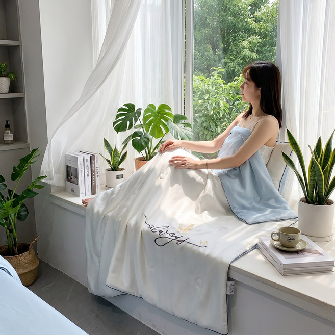 여름차렵이불냉감이불모달이불얇은여름이불통기성좋은여름이불싱글사계절 차렵이불봄이불사계절이불알러지케어이불 먼지없는차렵이불여름이불고급 여름이불시원한여름이불원한여름이불차렵이불사계절이불