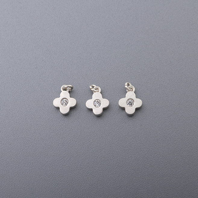 비즈아이 [8-505-10]순은펜던트 큐빅네잎클로버 5mm 실버925 1개