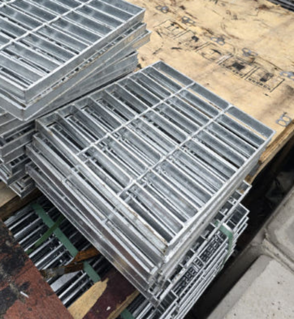 스틸그레이팅(전규격) 배수로 수로관 그레이팅 덮개 맨홀 집수정 측구수로관 뚜껑 무소음트렌치 맨홀뚜껑, 1개