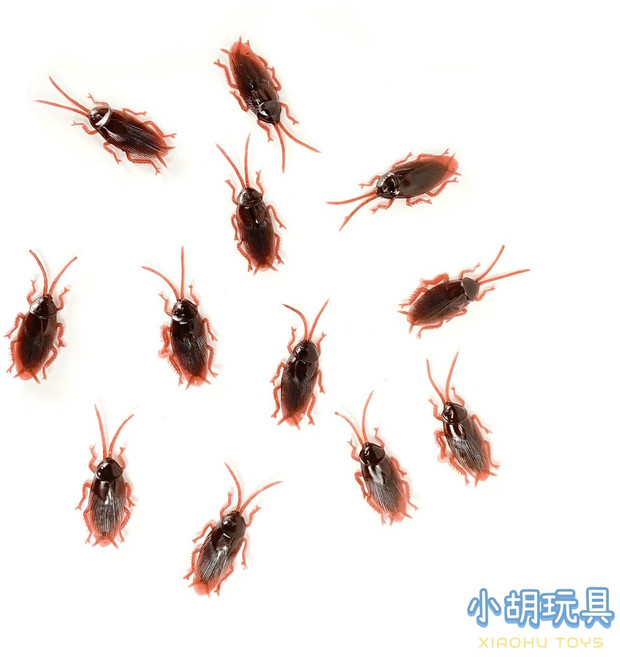 台灣製 小胡玩具 2入大蟑螂 假蟑螂 仿真蟑螂 整人玩具 兒童玩具, 1個