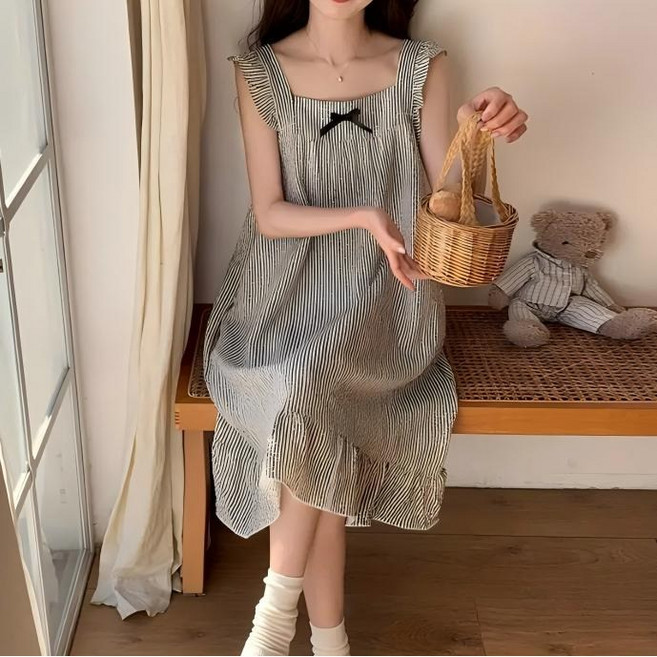 귀여운 스트라이프 민소매 여름 잠옷 원피스