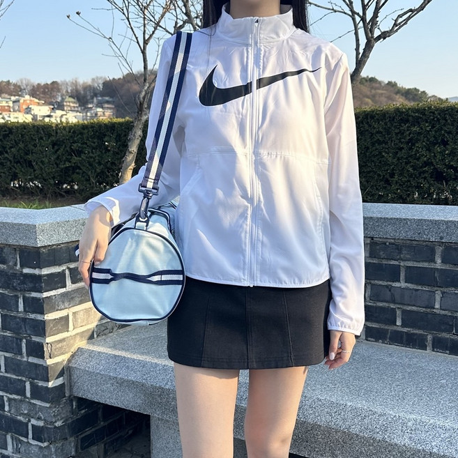 나이키 여성 런닝 드라이핏 자켓 윈드러너 바람막이 점퍼