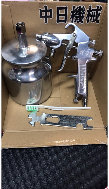 DINO W-71s 3s 中型吸上式噴漆槍, 1個, 含稅價