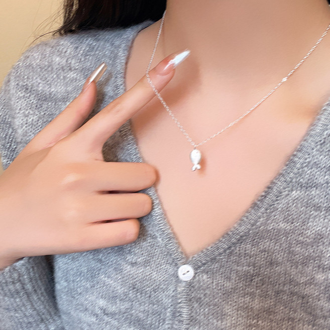 투니스 심플 스몰 물고기 펜던트 목걸이