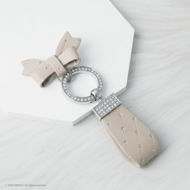 아리픽 리본 큐빅 가죽 키링 백참 여성용 차키홀더 차키열쇠고리 차키링 자동차키홀더, 소프트 베이지, 1개