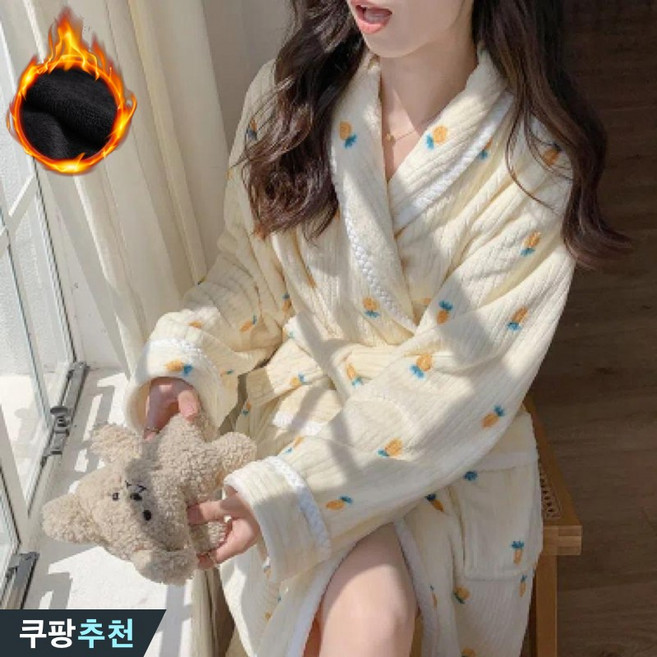 (고품질 추천) 여성 기모 코럴 울 귀여운 프린트 스트링 가운 잠옷 가을 겨울 편한 말랑마쥬 캐주얼 날씬해보이는 오픈형 패션 패션 심플 카라 포켓 가운 두꺼운 따뜻한 홈웨어 수면옷