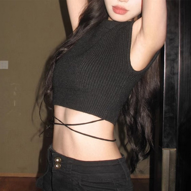 cammello 허리끈 디테일 롱 스트링 크롭 나시 민소매 슬림핏 슬리브리스